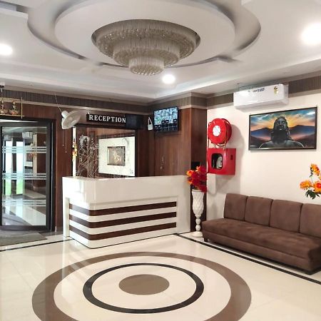 Hotel The Shree Jee Palace Mirzapur Bagian luar foto